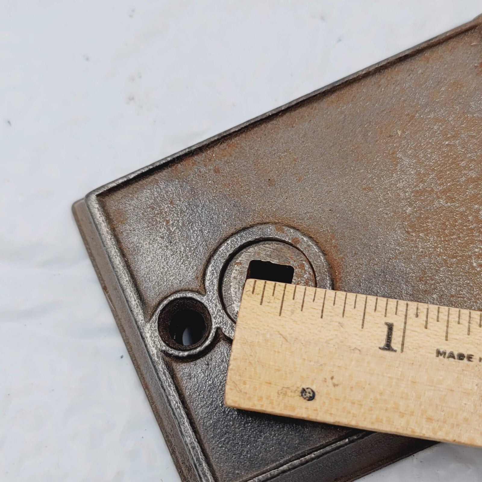 Antique Surface Mount Mortise No Keeper Spindle Hole No Lock  H0114
