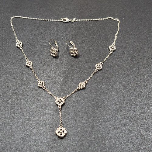 Avon Clover Y Necklace and Pierced Earring Set Crystal Silver Plated 17" 1/2"