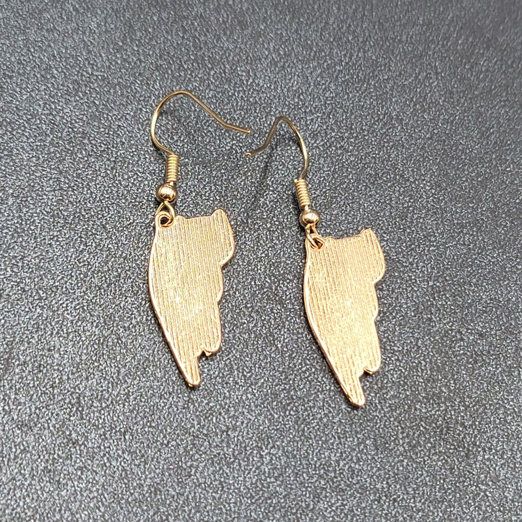 Cat Pierced Earrings Kitty Kitten Gold tone Pink Enamel Dangle 1"