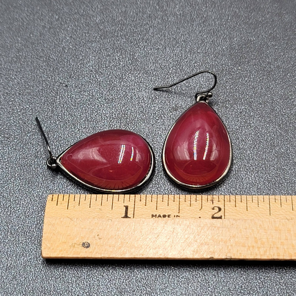 Pierced Earrings Black Metal Domed Red Resin Teardrop Dangle 1.25"