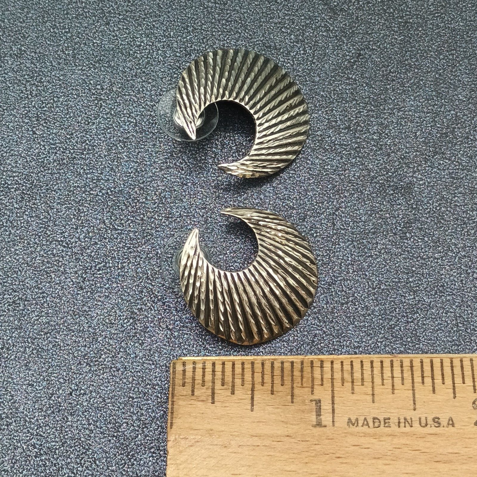Pierced Earrings Silver tone Textured Crescent Drop 1"