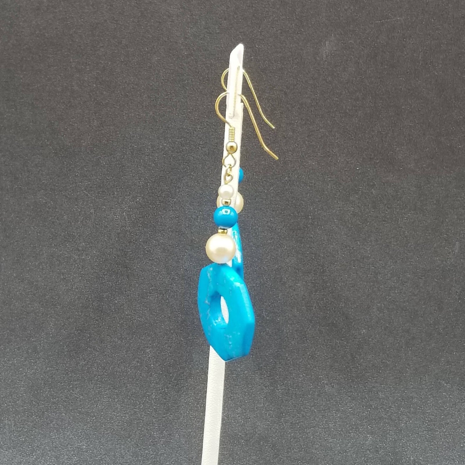 Pierced Earrings Gold tone Howlite Faux Pearl Geometric Statement Dangle 2"