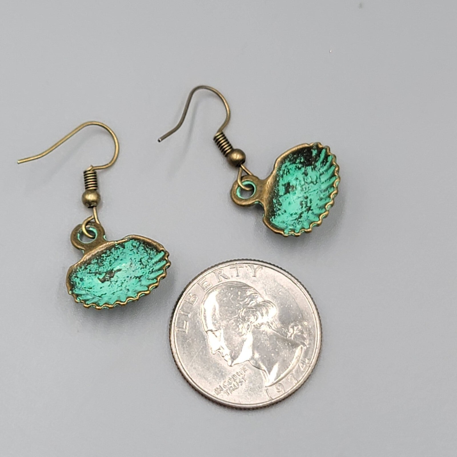 Clam Shell Beach Sea life Pierced Earrings Bronze tone Green wash Dangle 5/8"