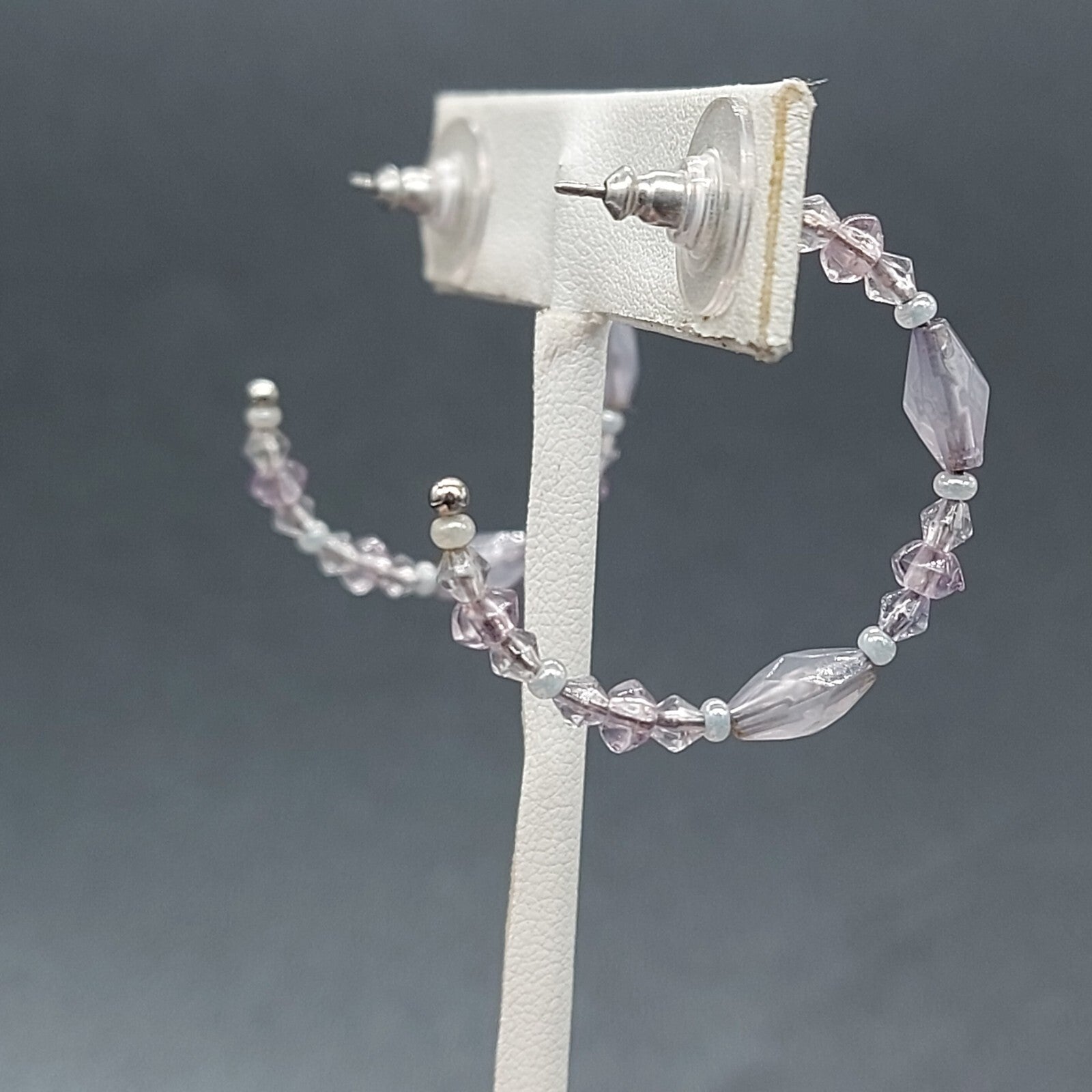 Liz Claiborne Pierced Earrings Silver tone Beaded Hoops Light Pink Purple 1 1/8"