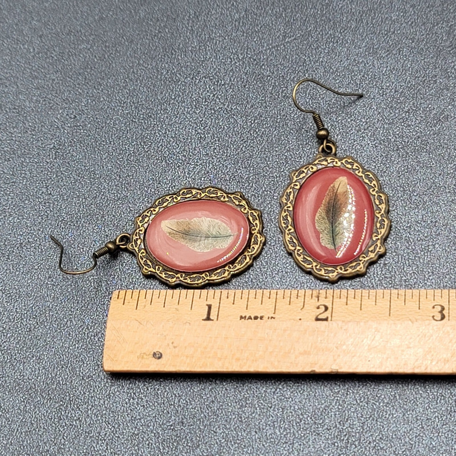 Pierced Earrings Bronze tone Oval Dangle Leaf Design Dangle 1 3/8"