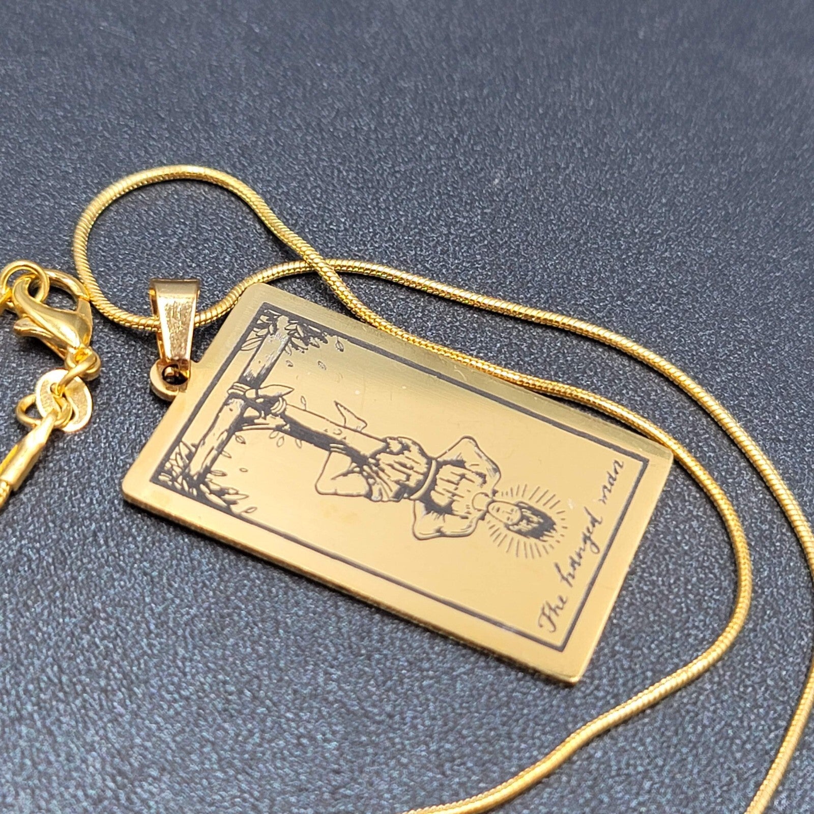 The HANGED MAN Tarot Card Pendant Necklace Major Arcana Gold tone 18”.