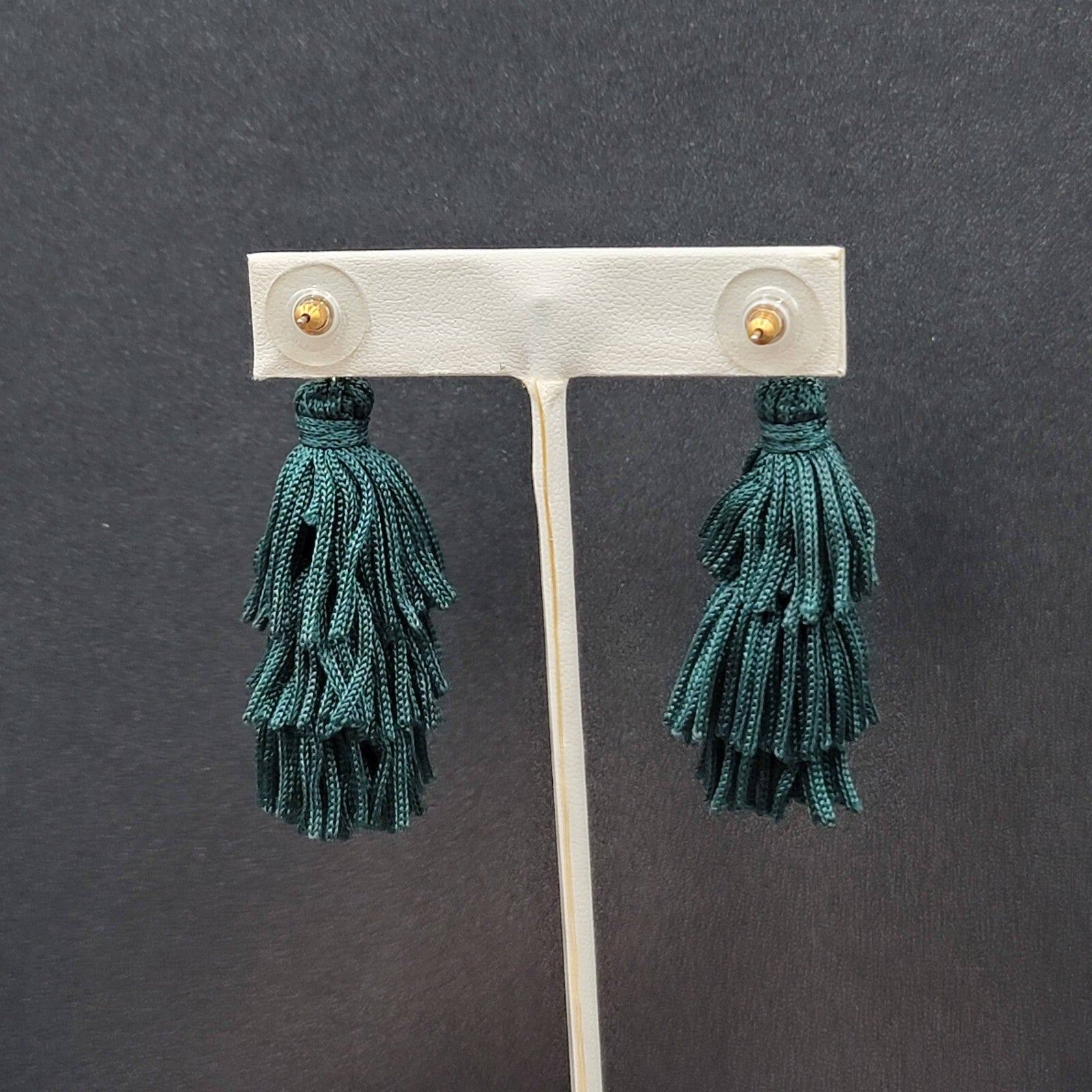 Pierced Earrings Gold tone Green Fringe Tassel Dangle 2.25"