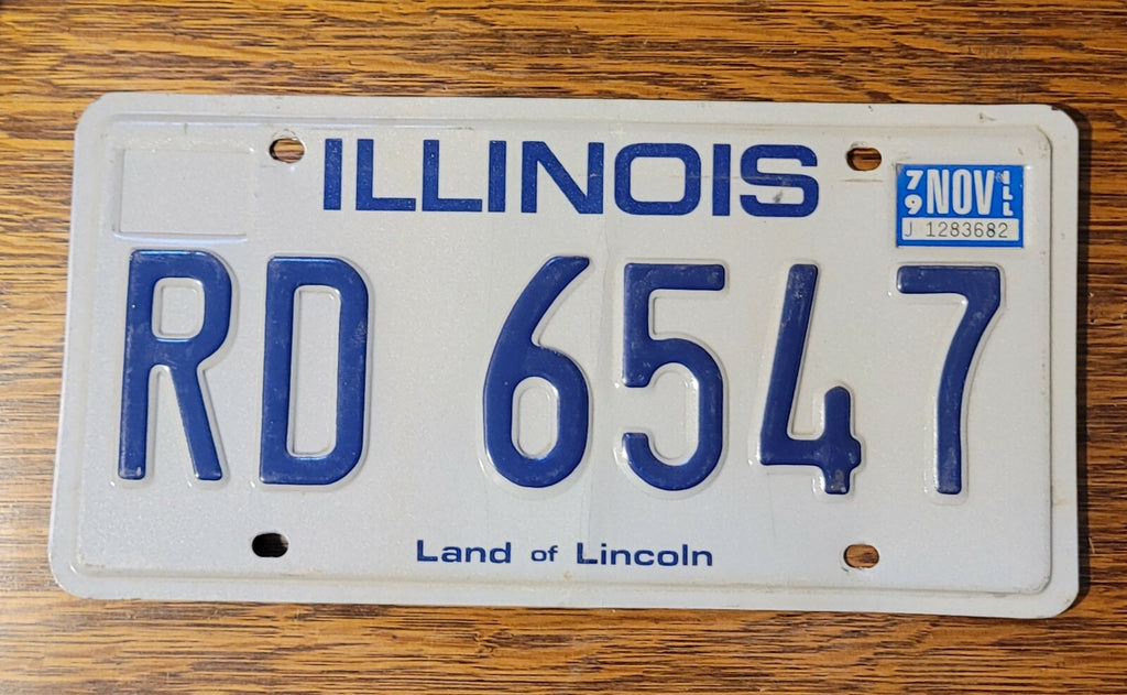 License Plate ILLINOIS RD 6547 Land of Lincoln Vintage Blue & White