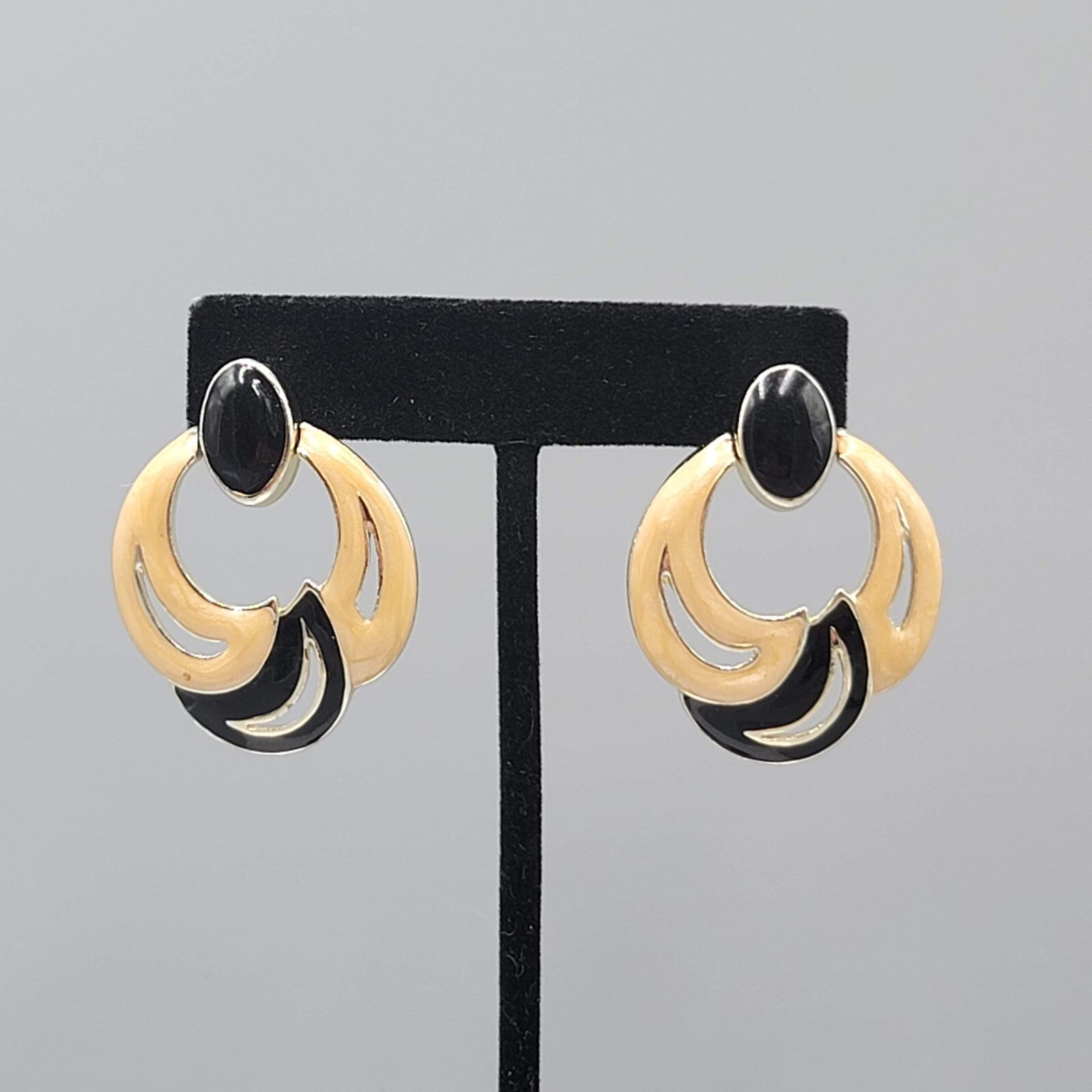 Vintage Pierced Earrings Gold tone Cream Black Enamel Statement Door Knocker 1.5