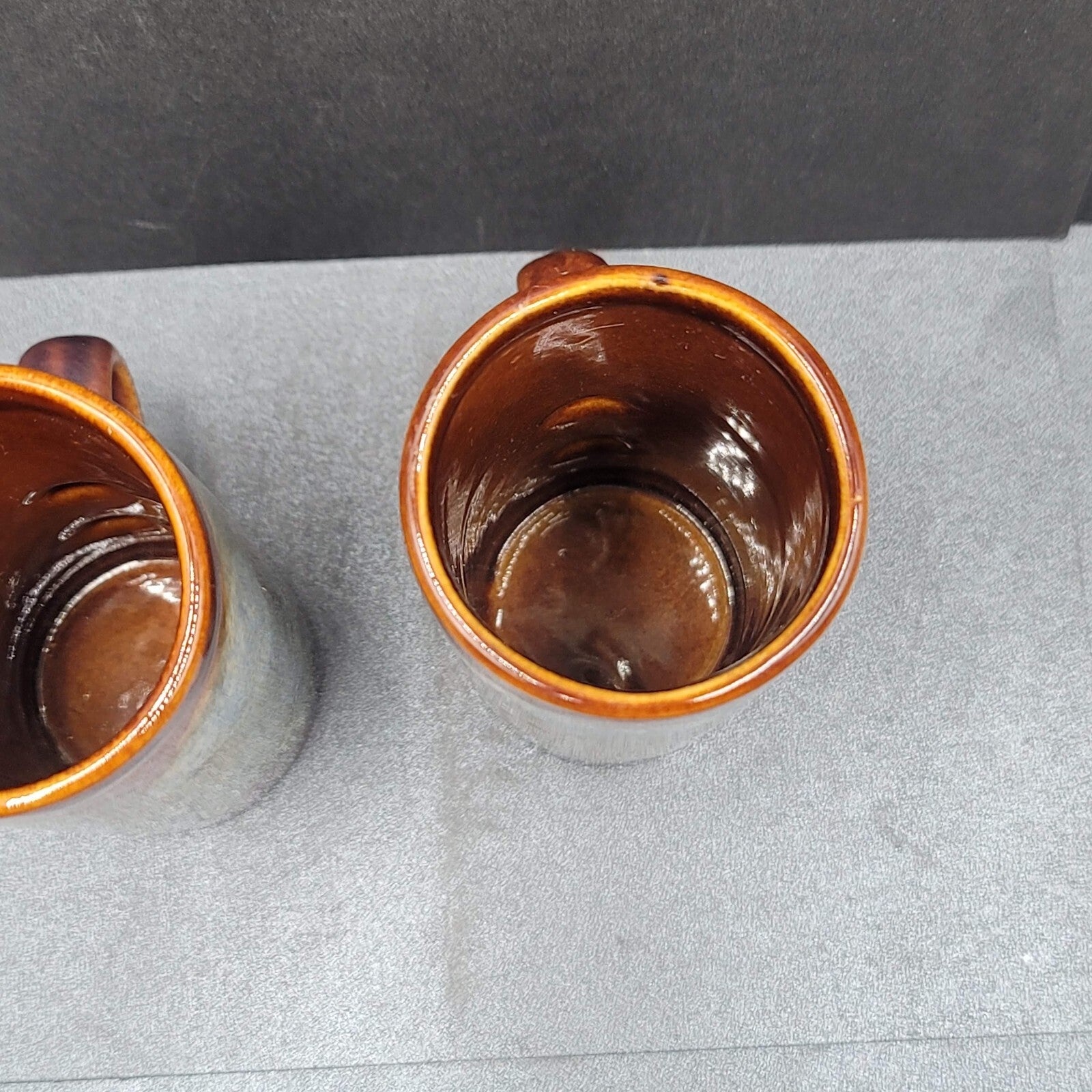 Vintage TWO Caffe D'Vita Stoneware Glazed Cappuccino Espresso Mugs 4.5”H x 2”D