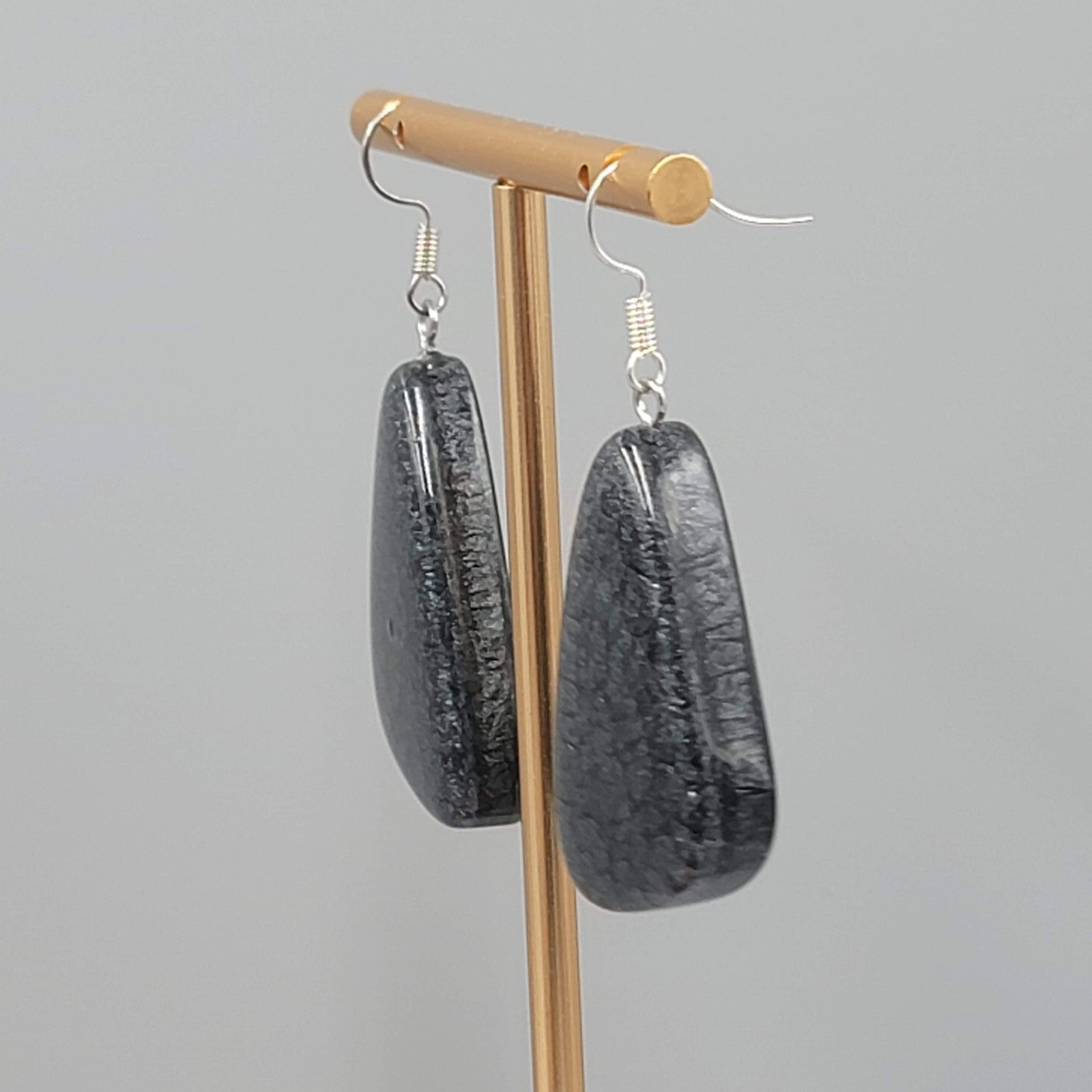 Black Swirl Resin Statement Dangle Pierced Earrings Silver tone 1.5"