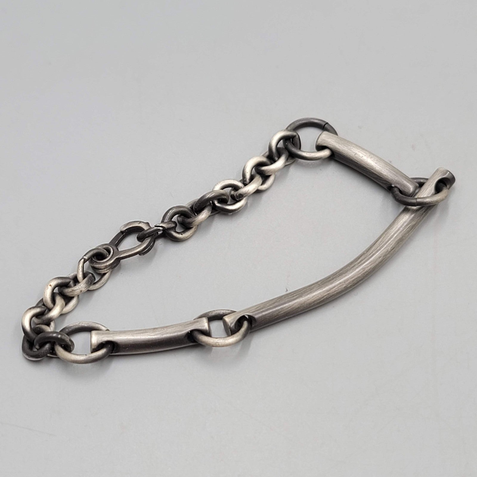 Mens Bracelet Dark Gray Silver tone Bar Link 8.25 in