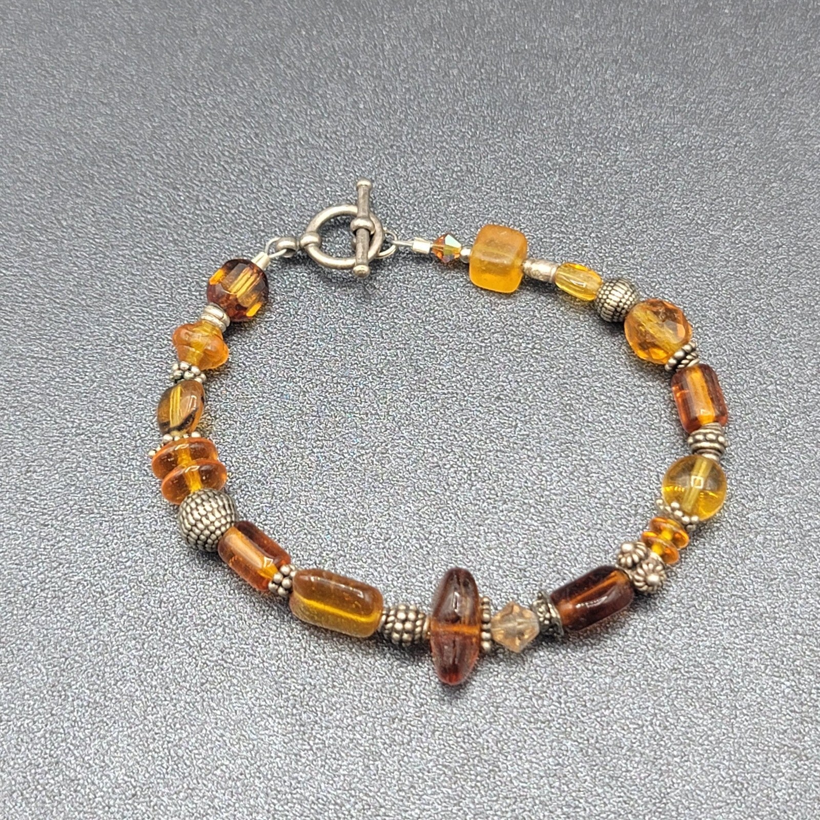 Glass Beads Bracelet Silver tone Boho Toggle Clasp 6.75 in