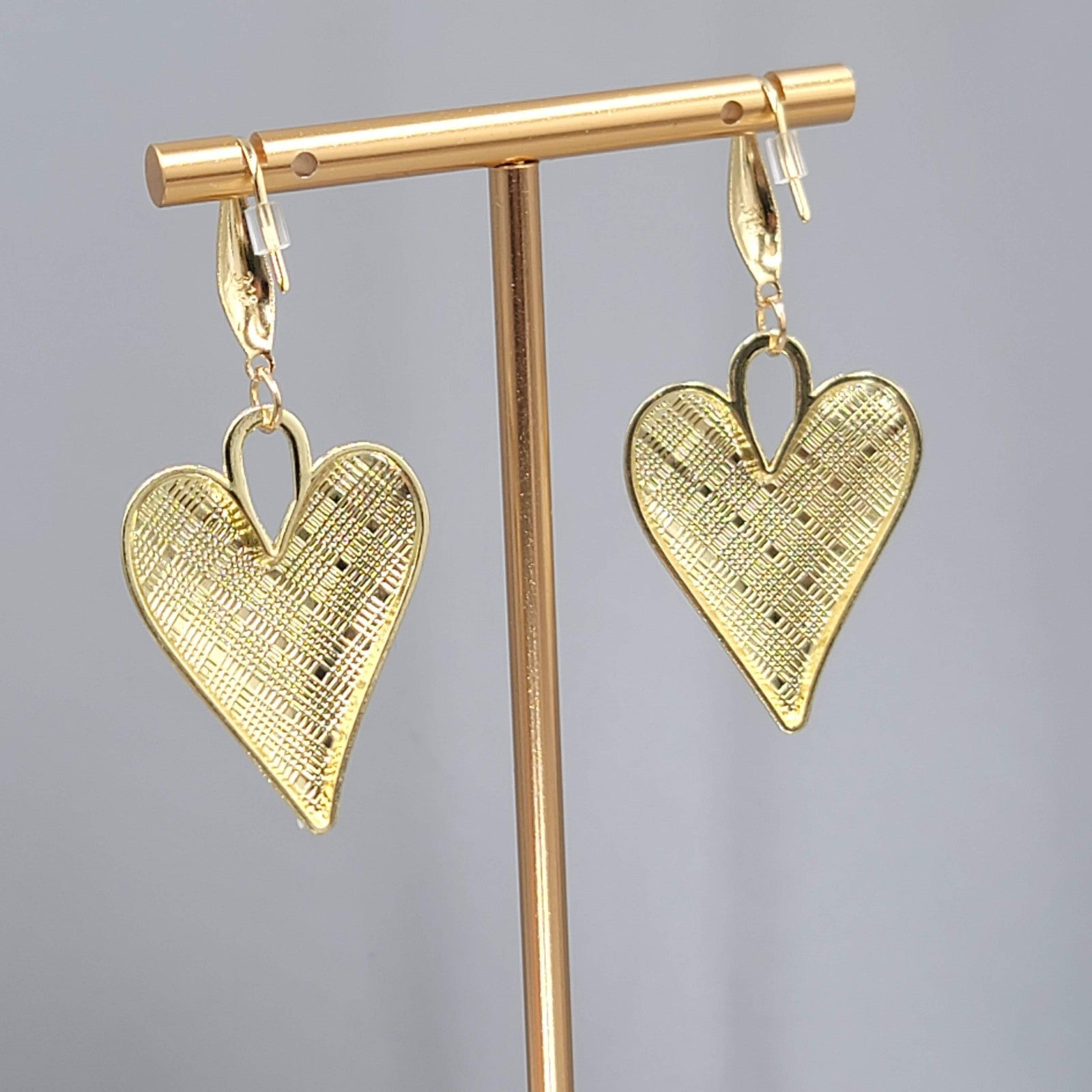 Black White Enamel Checkered Heart Pierced Earrings Gold tone  Dangle Large 1.5"