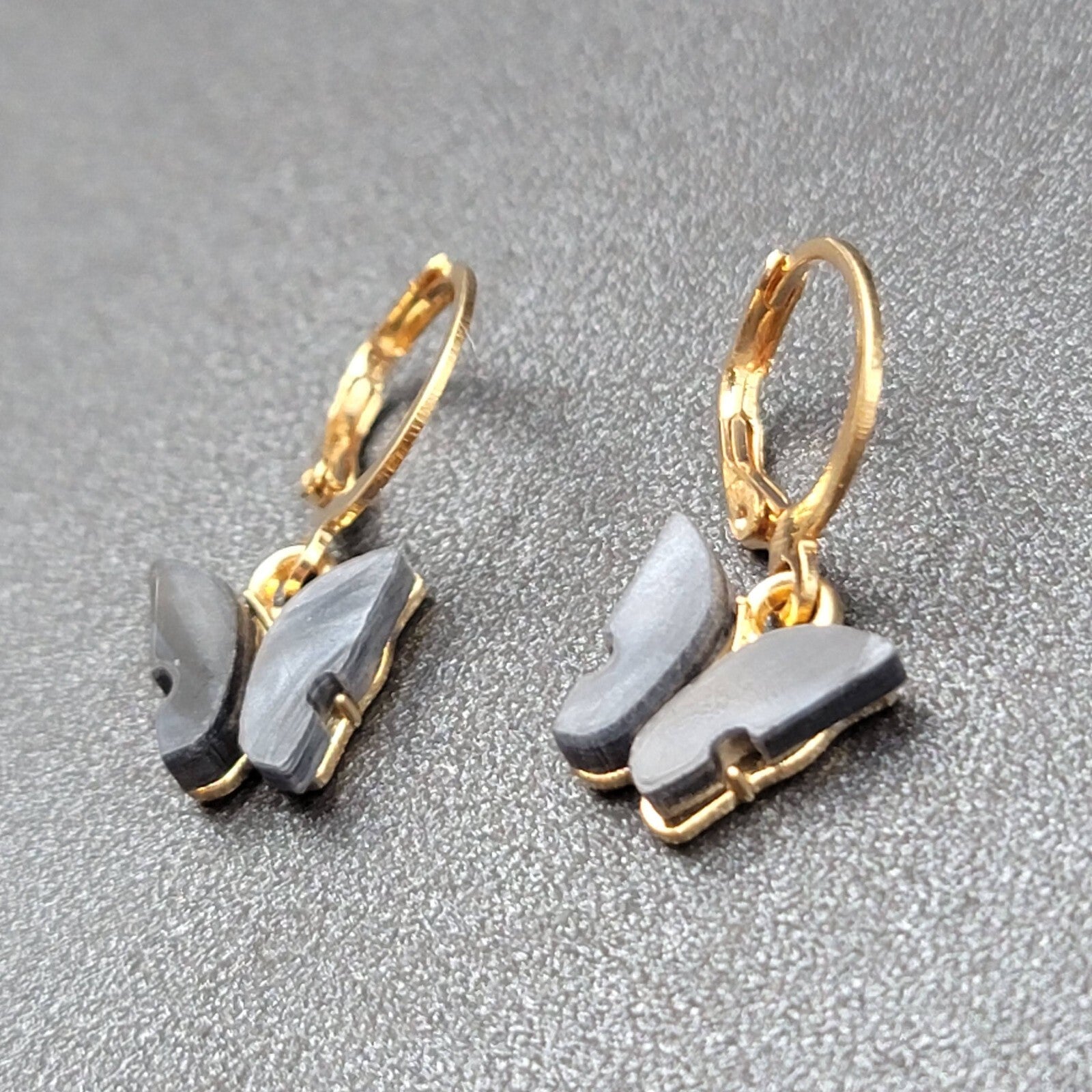 New Pierced Earrings Gold tone Gray Resin Butterfly Dangle Huggie Hoops 1/2"