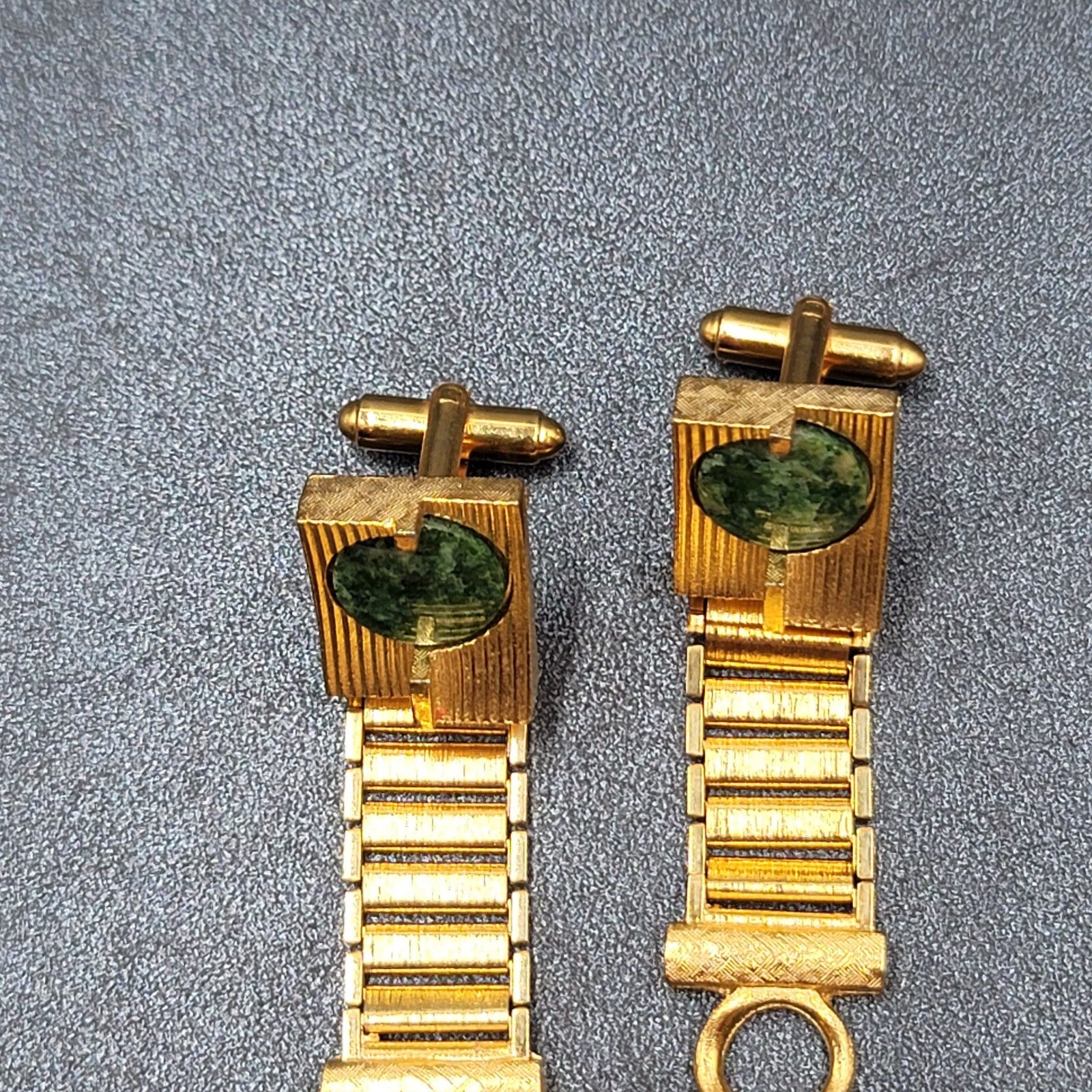 Vintage Gold tone Mesh Wrap Around Cufflinks Jasper Green Marbled Stone