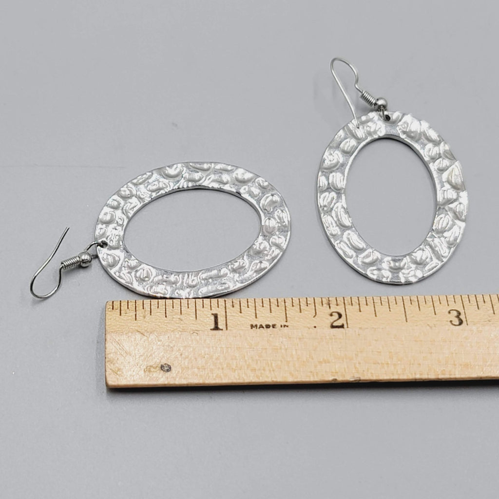 Open Oval Dangle Pierced Earrings Hammered Metal Silver tone 1.75"