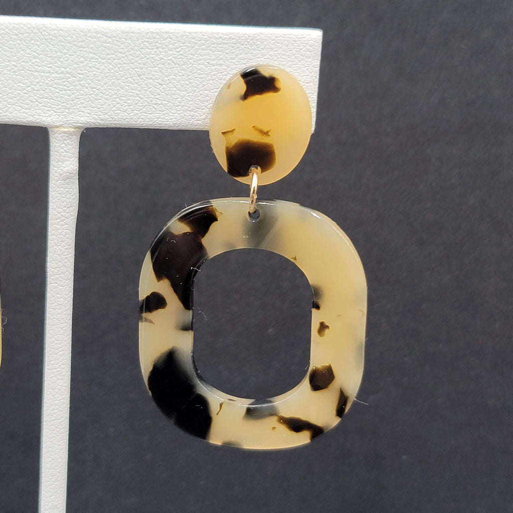 Pierced Earrings Brown Tan Speckle Dangle Hoops Statement 2"