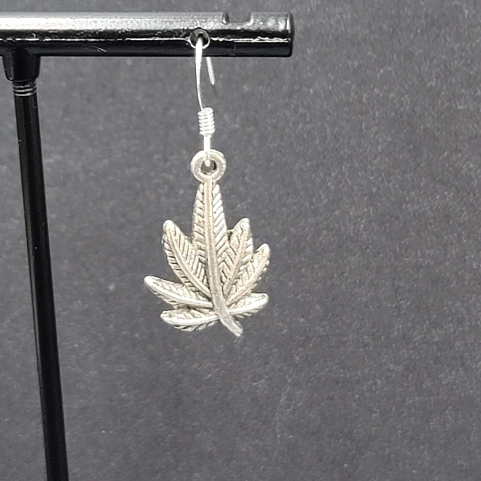 Pierced Earrings Silver tone Marijuana Pot Leaf Dangle 7/8"