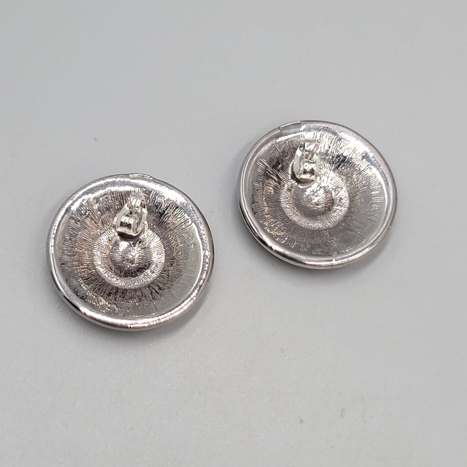 Vintage Round Burgandy Enamel Pierced Earrings Silver tone 1 in