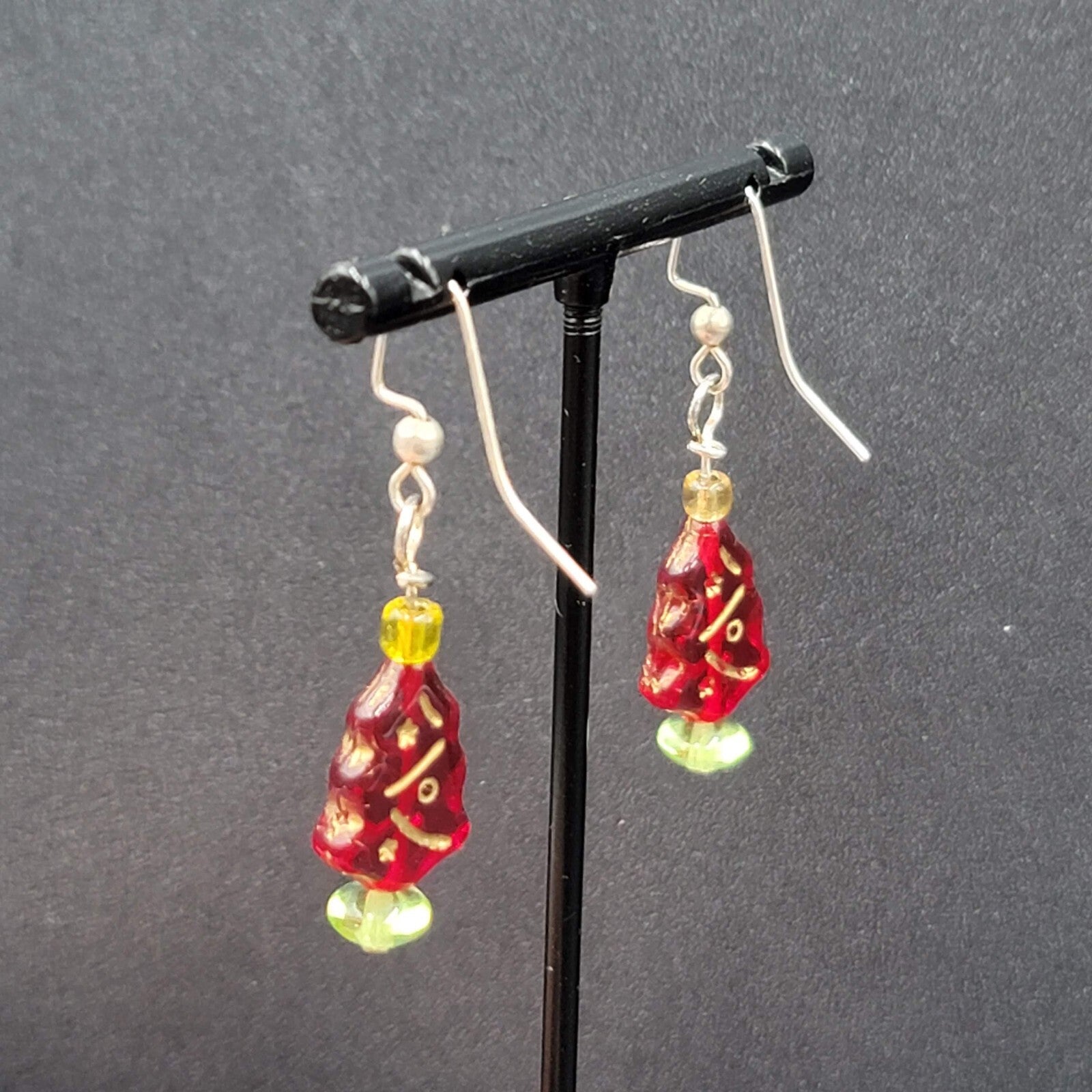 Pierced Earrings Silver tone Red Glass Bead Christmas Tree Dangle 1"