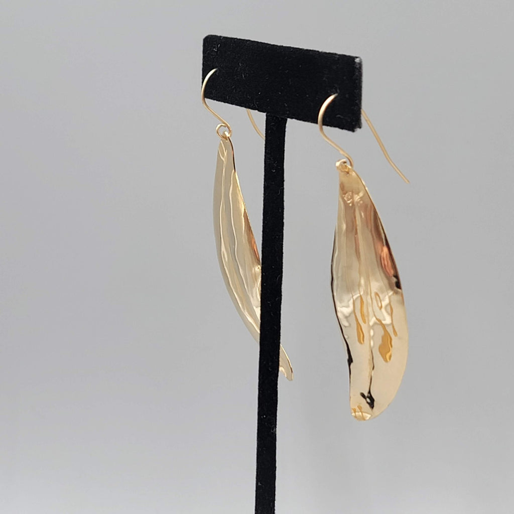 Modernist Leaf Pierced Earrings Gold tone Dangle 2.25 in Lightweight