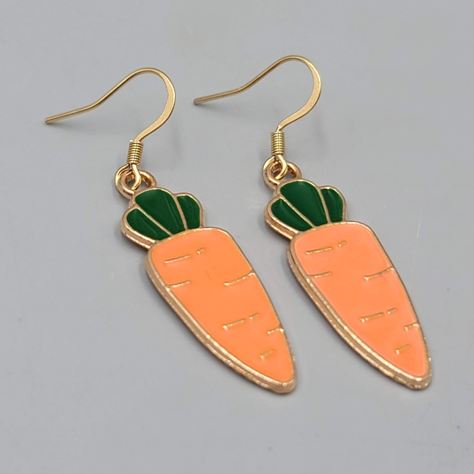 Enamel Carrot Pierced Earrings Veggie Gold tone Dangle 1 3/8"