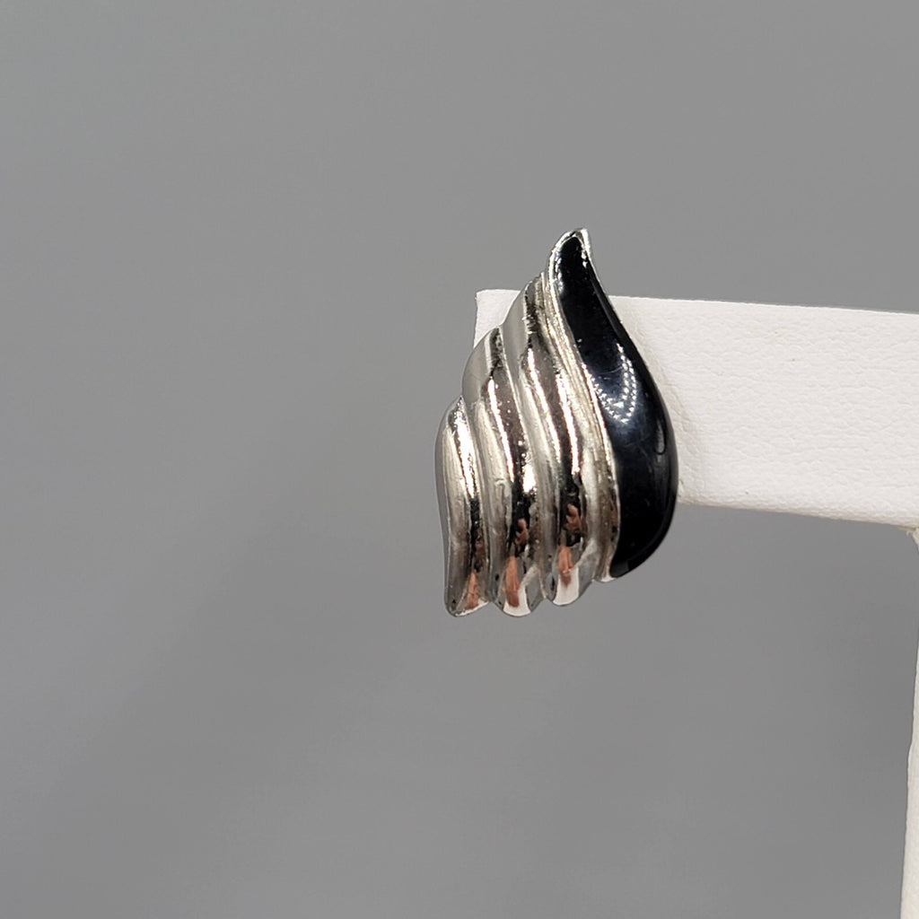 Vintage Climber Clip on Earrings Silver tone Black Enamel 1"