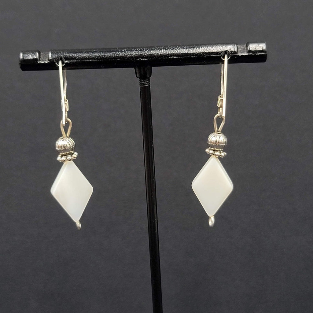 Mother of Pearl Pierced Earrings Diamond Shape Bead Silver tone Dangle  1 1/8"