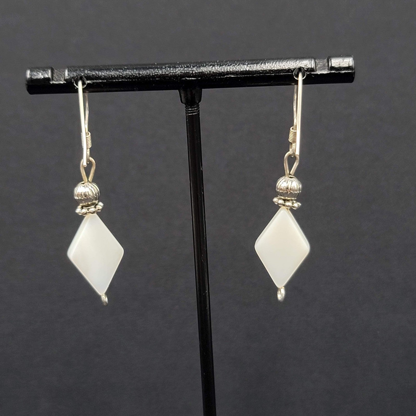 Mother of Pearl Pierced Earrings Diamond Shape Bead Silver tone Dangle  1 1/8"