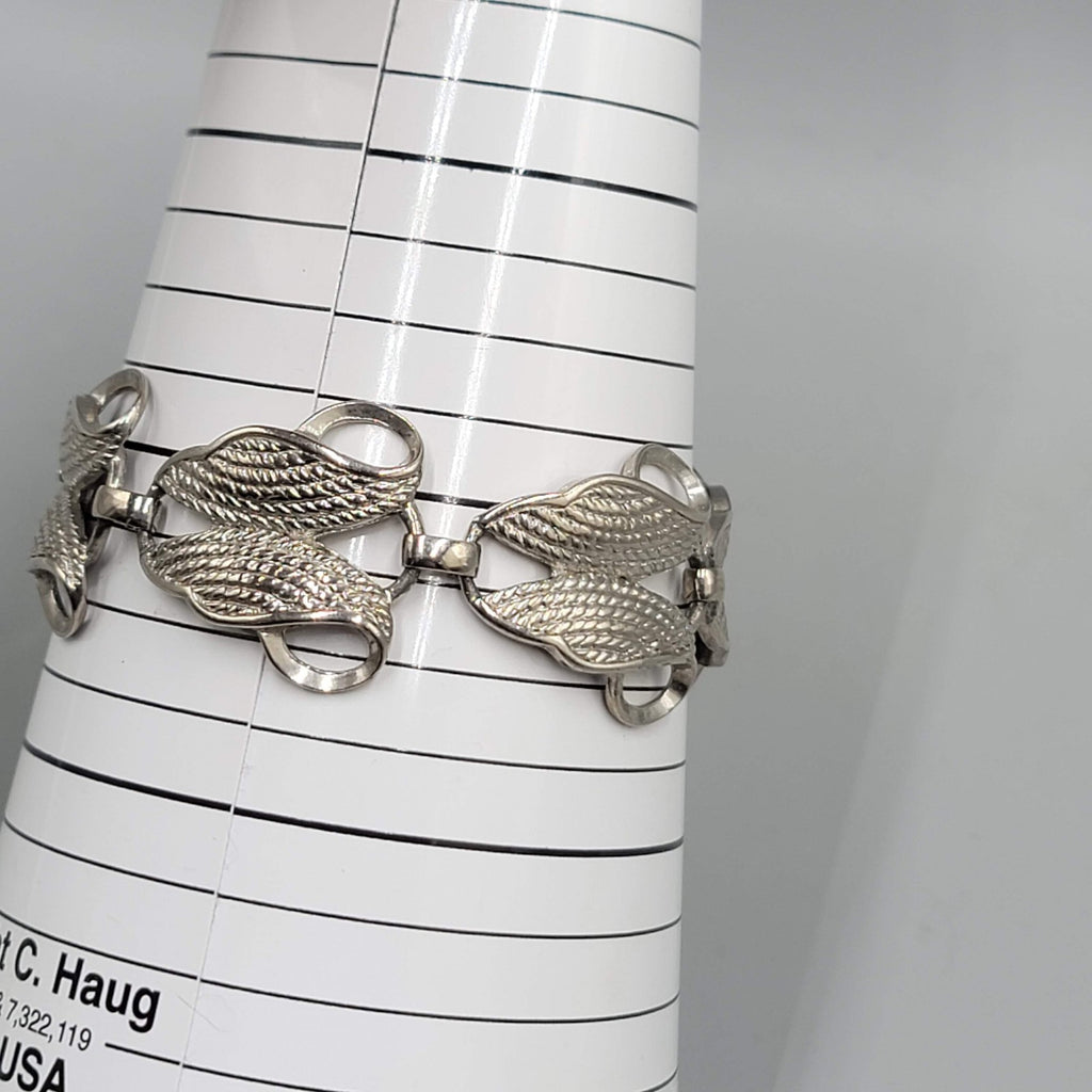 Vintage Bracelet Silver tone Textured Leaves 7.25 in