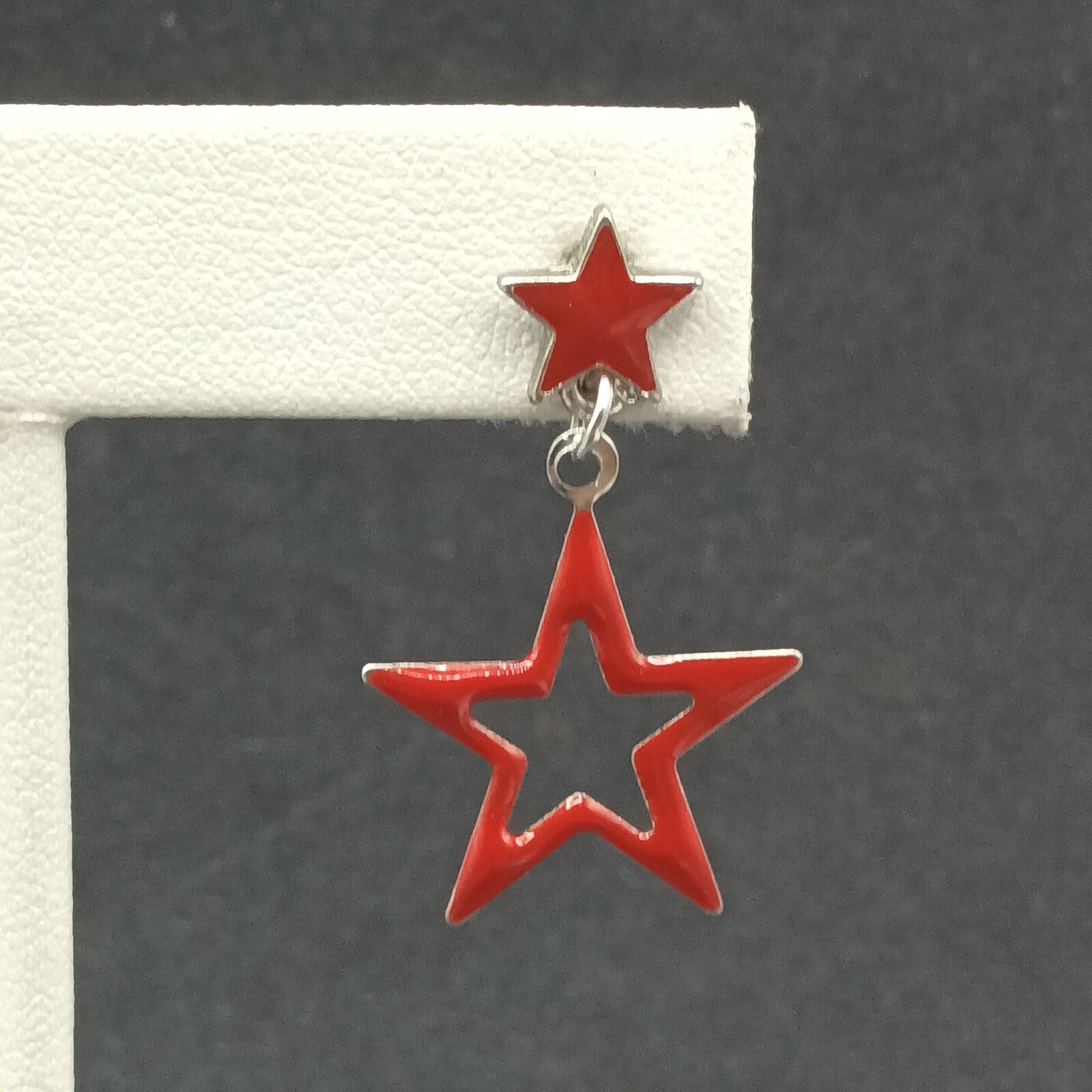 Lot of 2 Pairs Pierced Earrings Red Blue Enamel Silver tone Star Dangle 1 1/4"