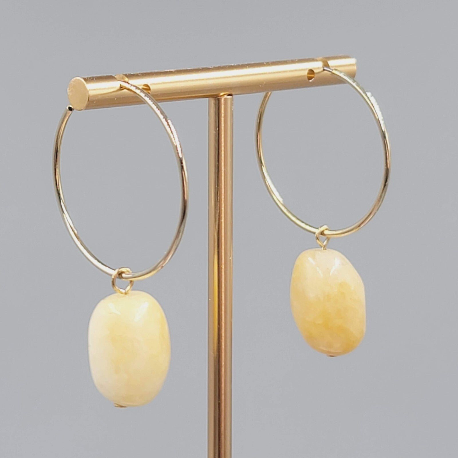 Agate Stone Bead Pierced Earrings Gold tone Hoops 2"
