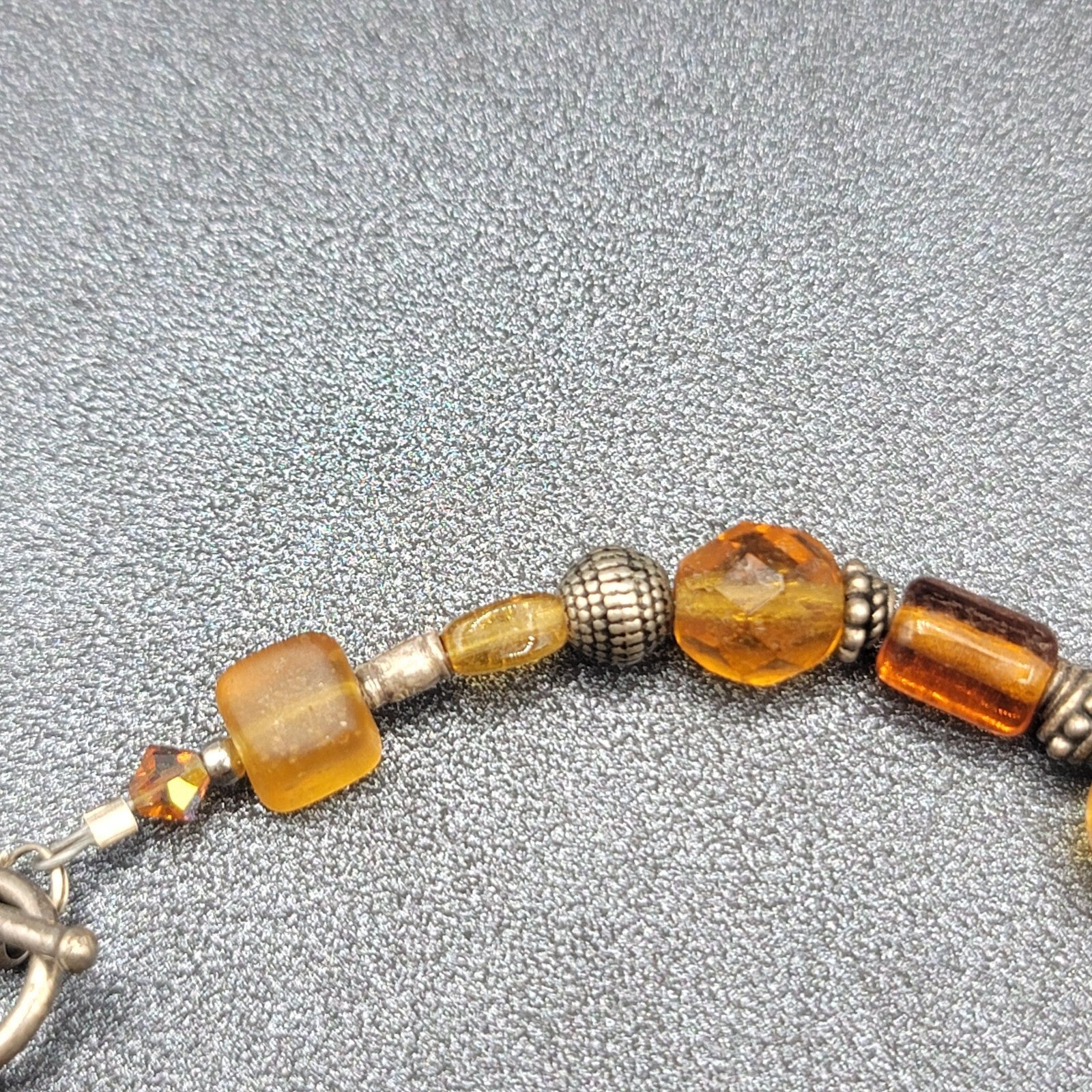Glass Beads Bracelet Silver tone Boho Toggle Clasp 6.75 in