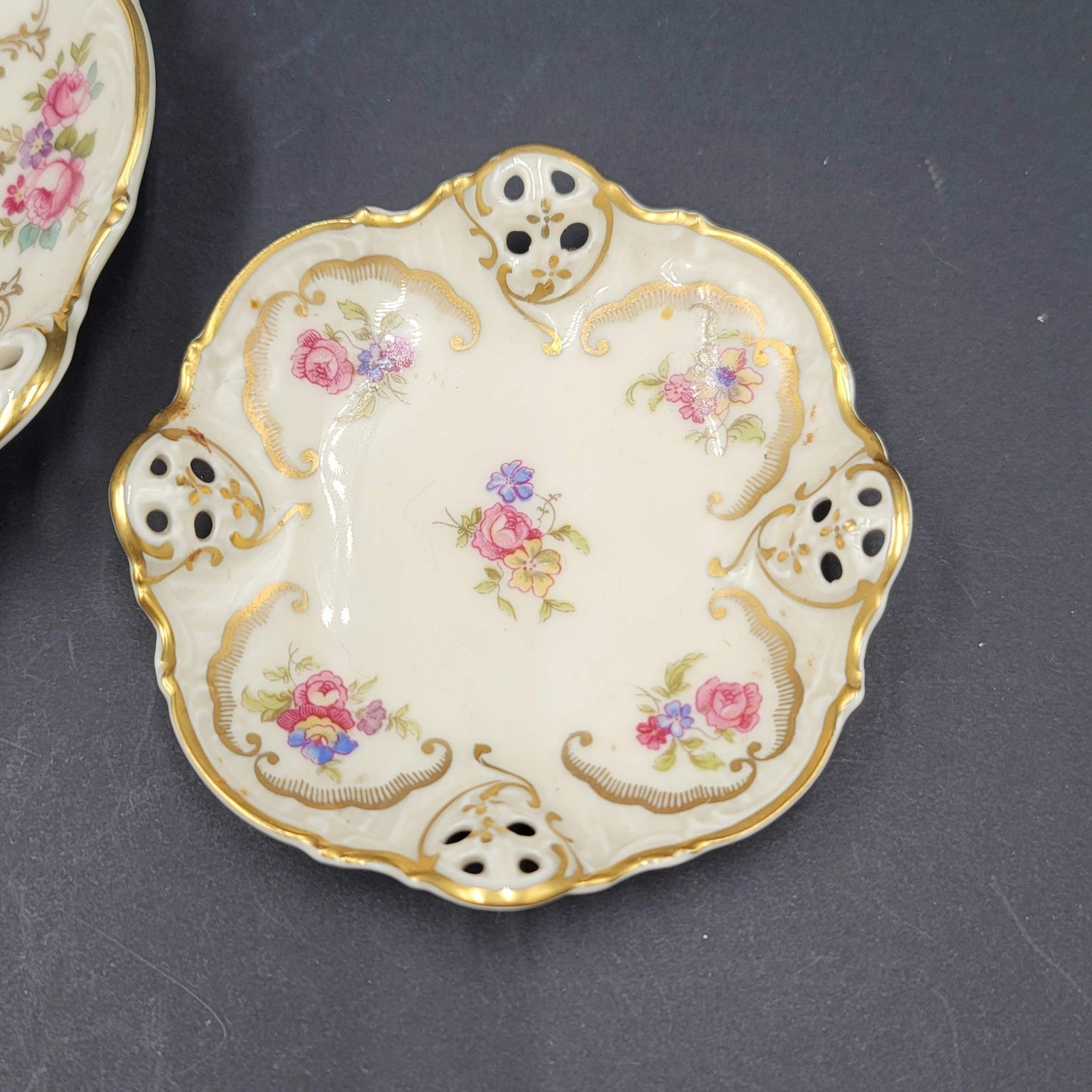 Excellent Antique Elfenbein Rosenthal Moliere Kronach Germany  2 pc