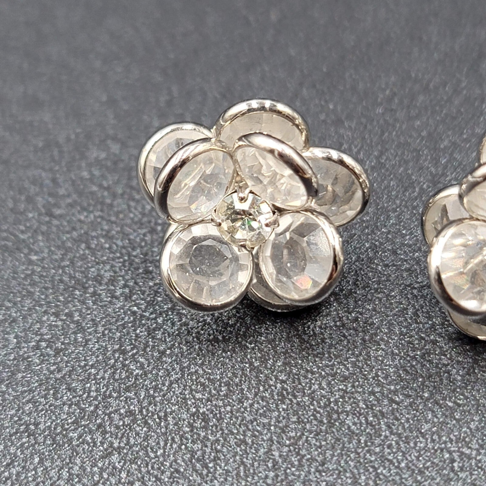 Flower Pierced Earrings Silver tone Clear Faceted Glass Studs 5/8"