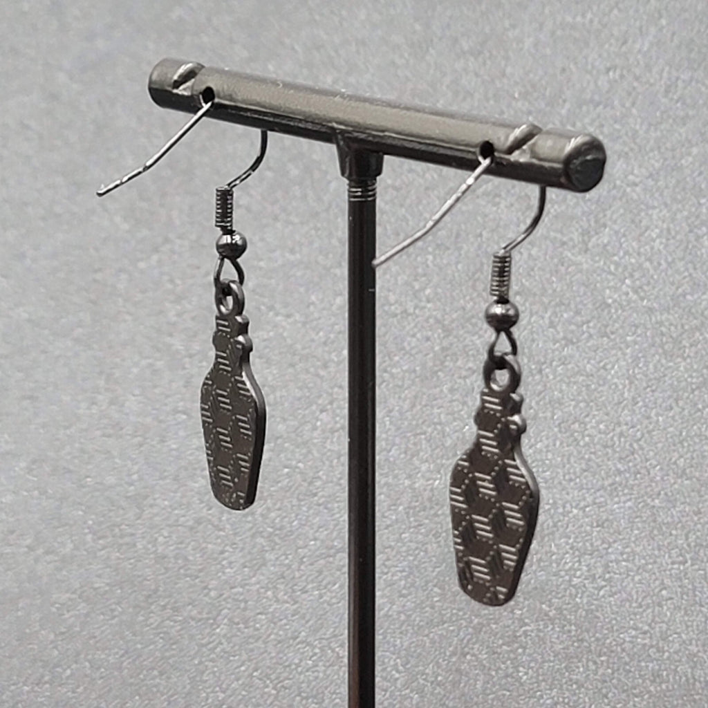 Poison Pierced Earrings Purple Black White Enamel Dangle 7/8" 