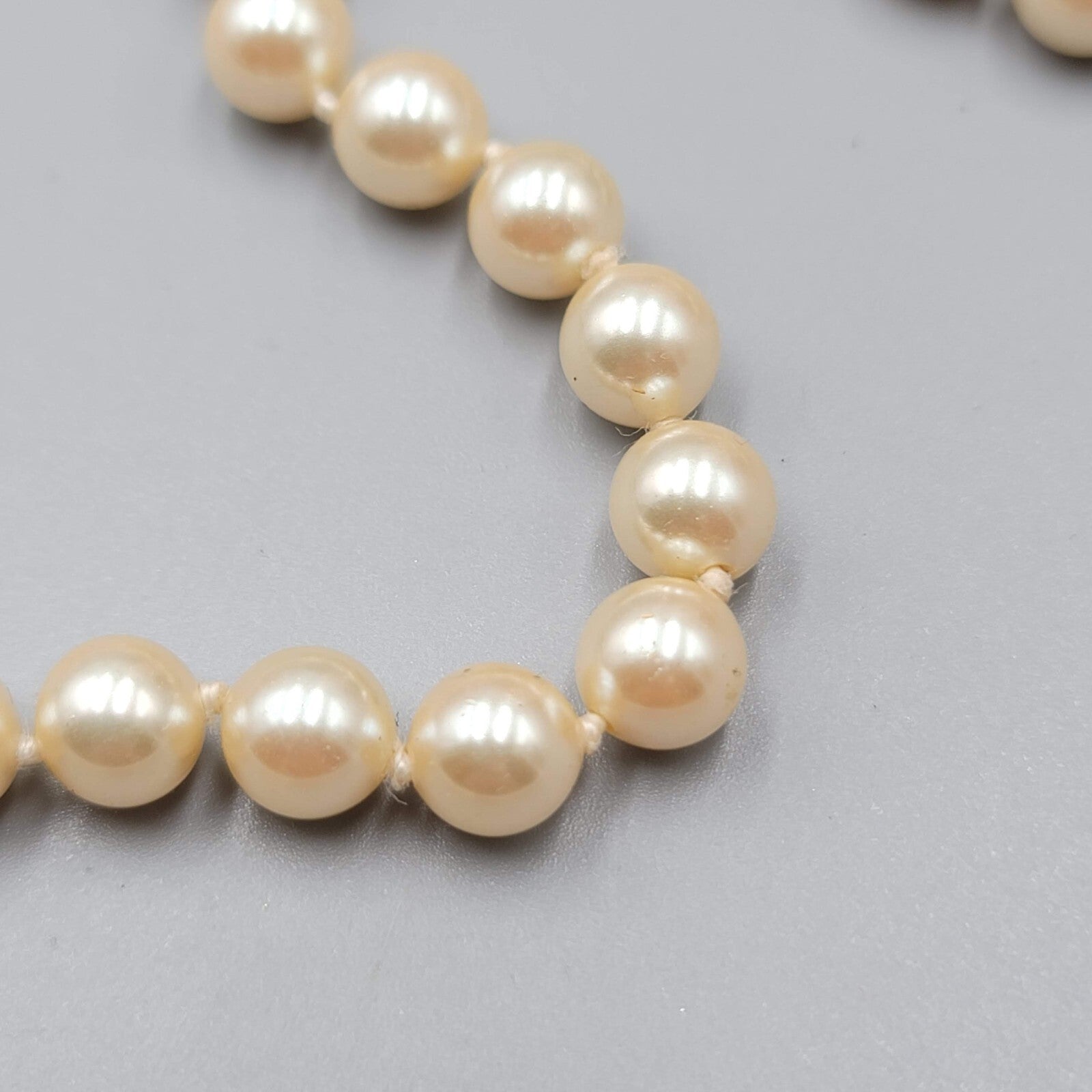 Vtg Glass Bead Necklace Imitation Pearl Hand Knotted Gold tone Filigree Clasp 8"