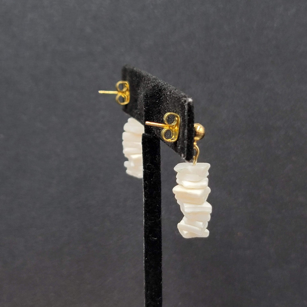 Vintage Pierced Earrings Gold tone White Heishi Shell Chip Dangle 3/4"