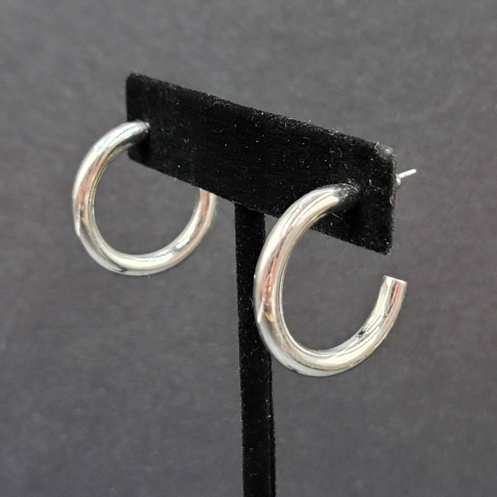 Pierced Earrings Silver tone Round Solid Hoops 1"