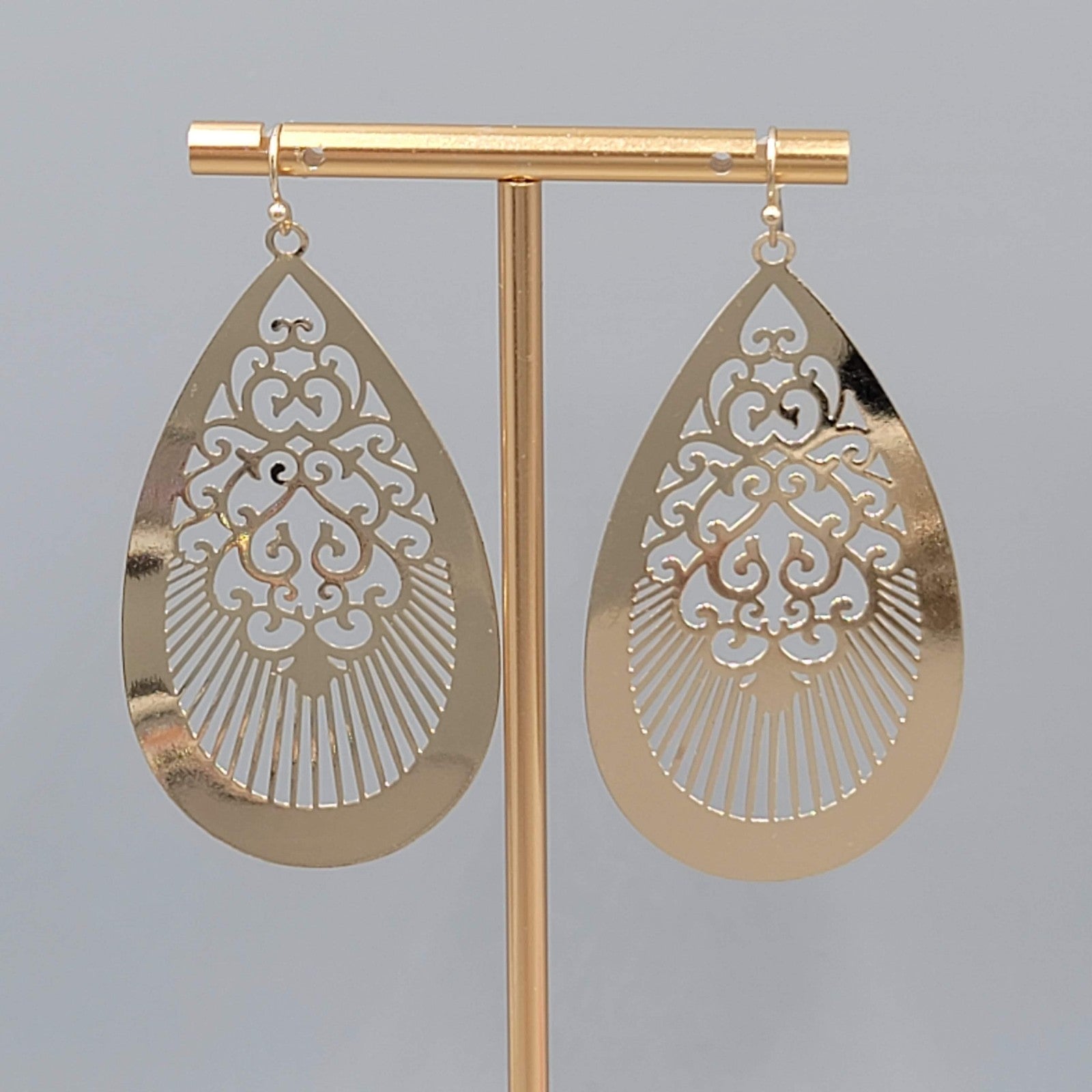 Large Gold tone Teardrop Pierced Earrings Open Work Dangle Thin 2.5"