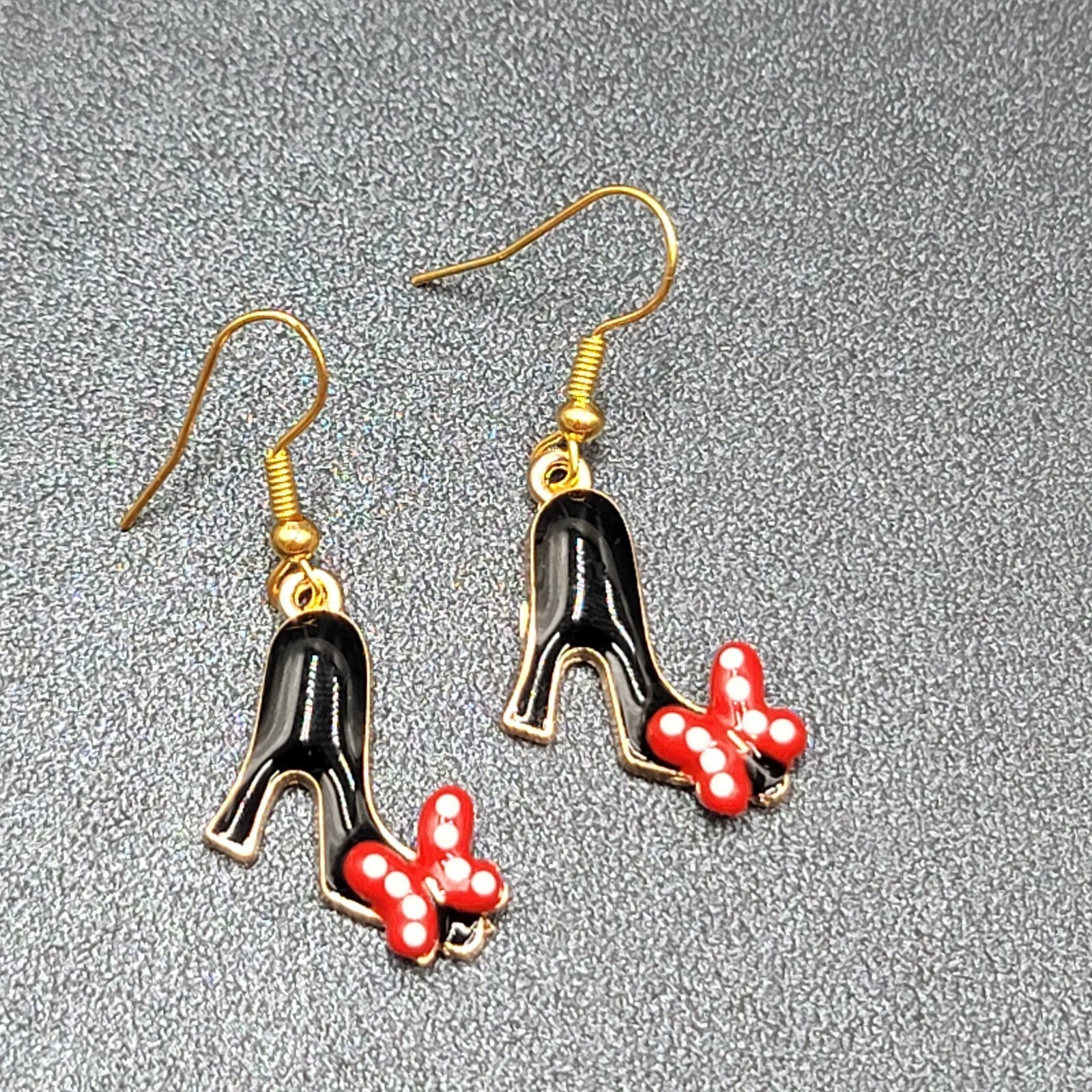 High Heel Shoes Pierced Earrings Gold tone Red Black Enamel Dangle 1"