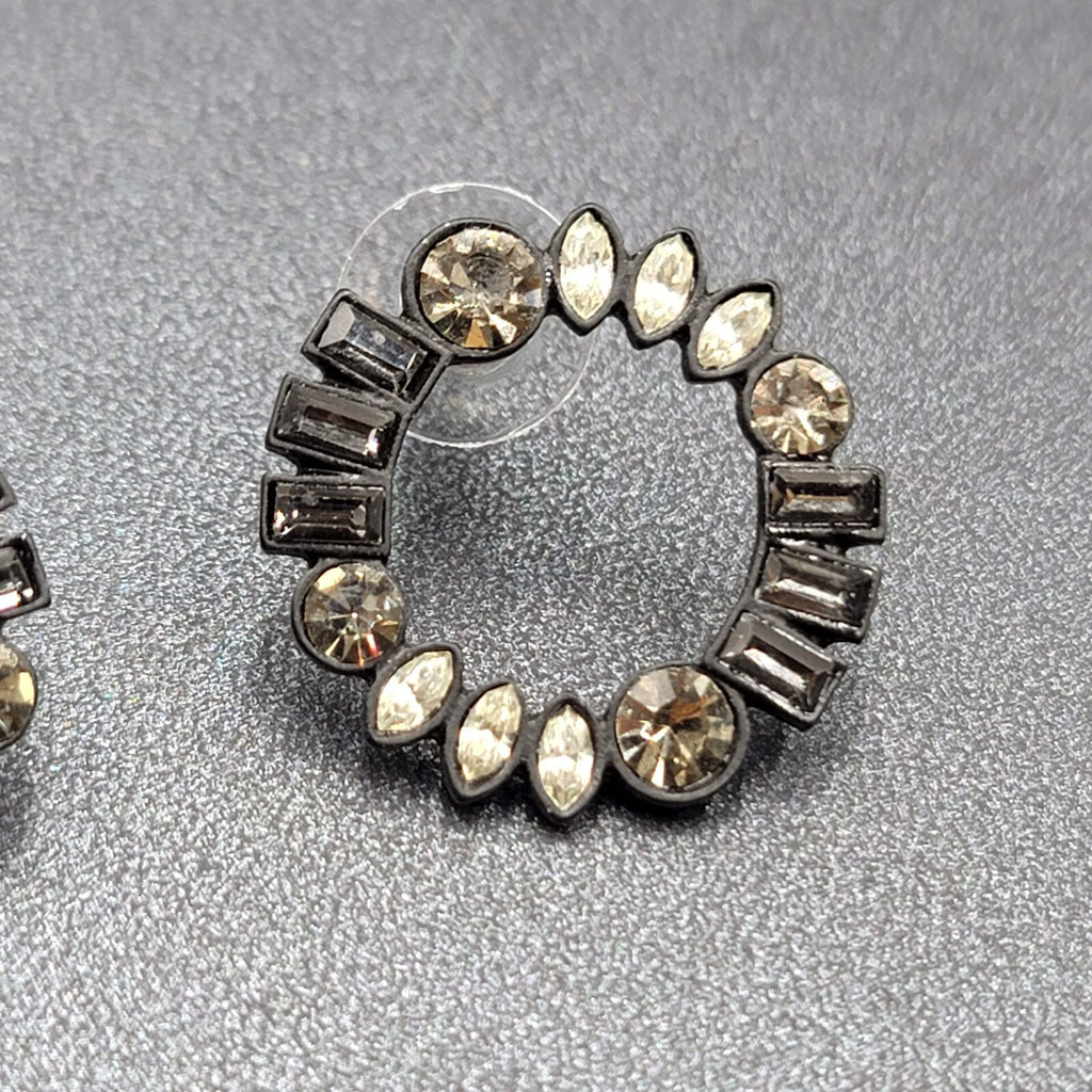 Pierced Earrings Black Circle Clear Gray Rhinestone Wreath 7/8"