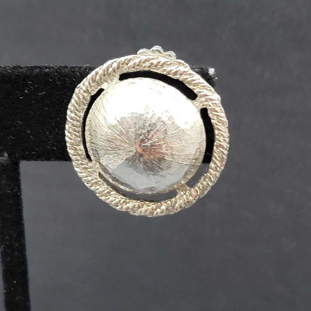 Vintage Clip on Earrings Textured Dome Silver tone 1"