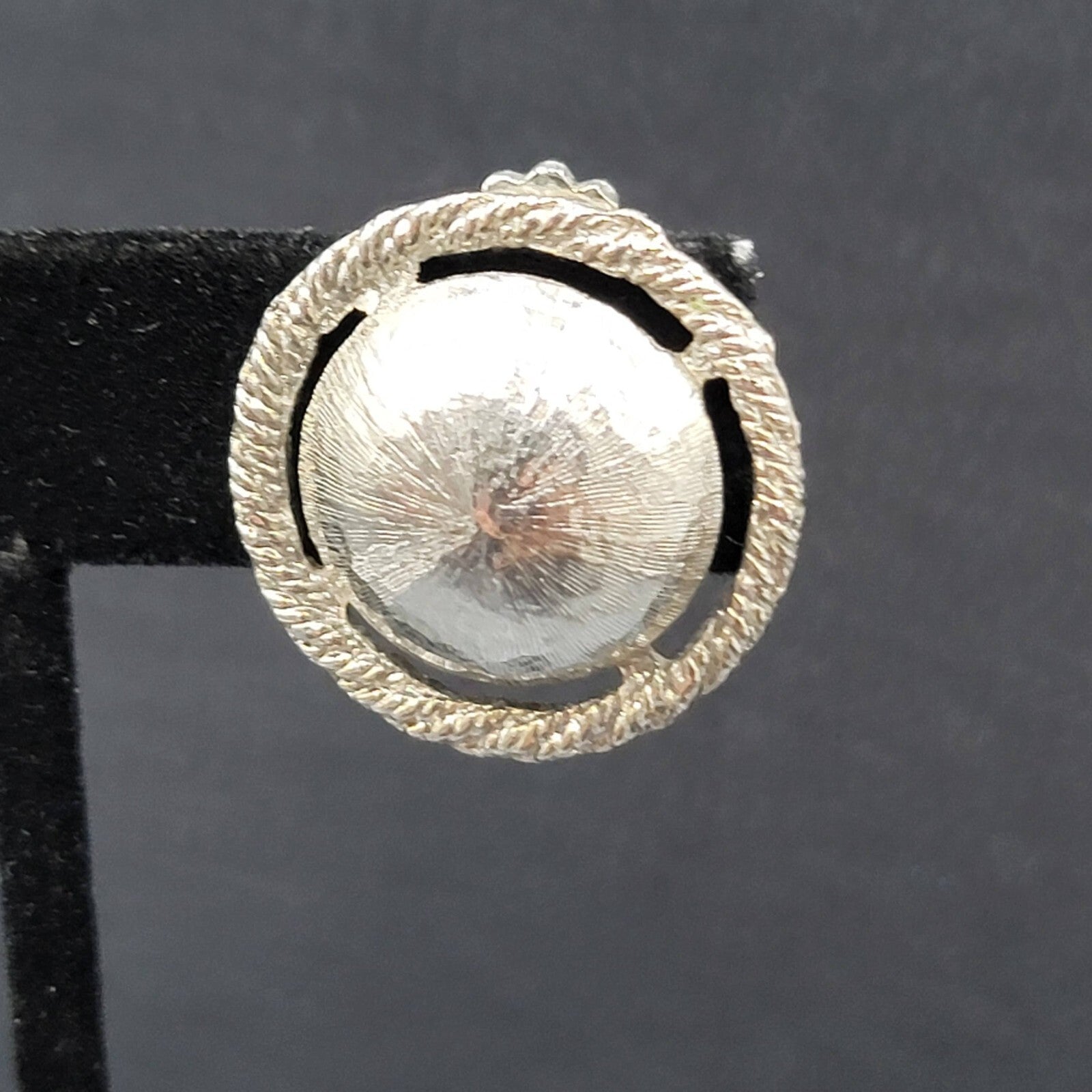 Vintage Clip on Earrings Textured Dome Silver tone 1"