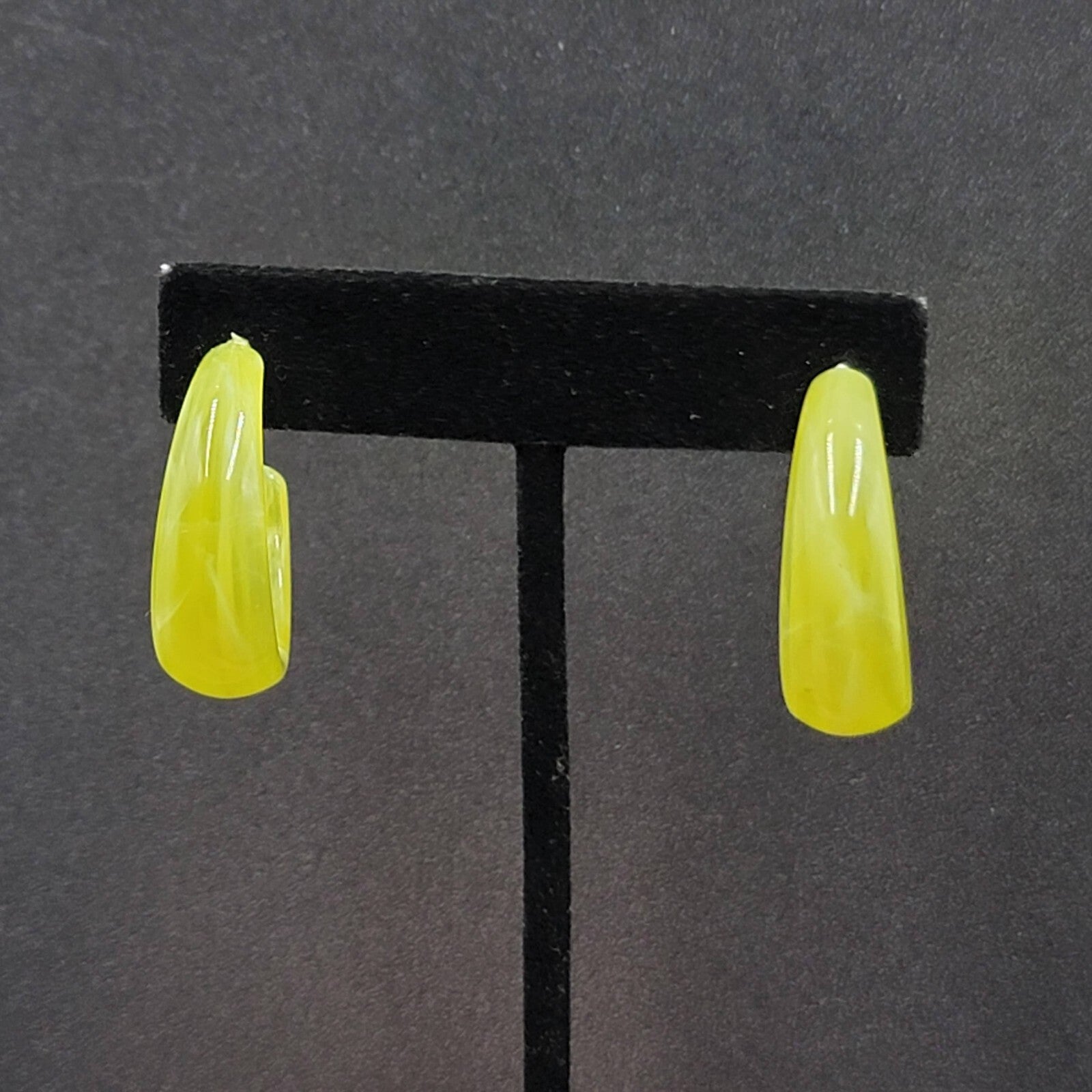 New Pierced Earrings Acrylic Green White Marble Pattern Hoops Lightweight 1.25"