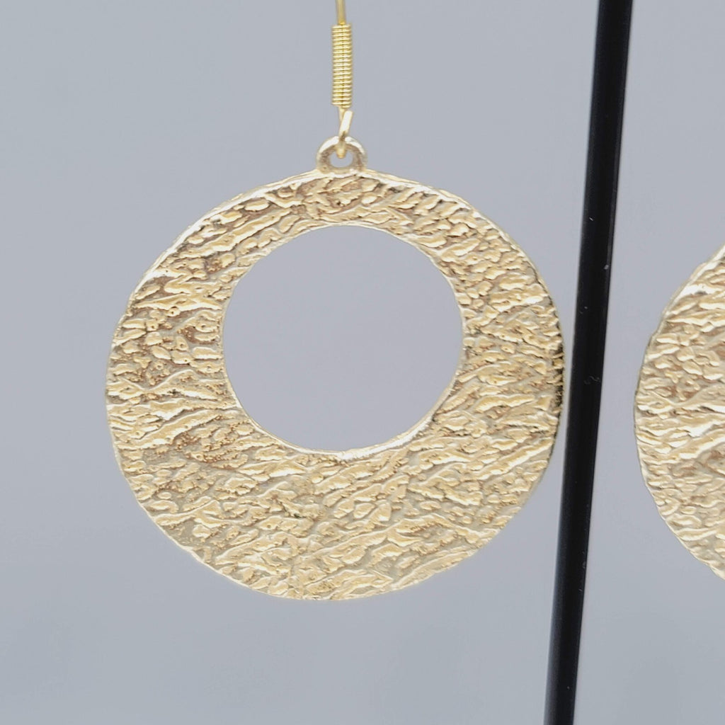 Pierced Earrings Gold tone Hoops Dangle Nugget Embossed Design 1.5"