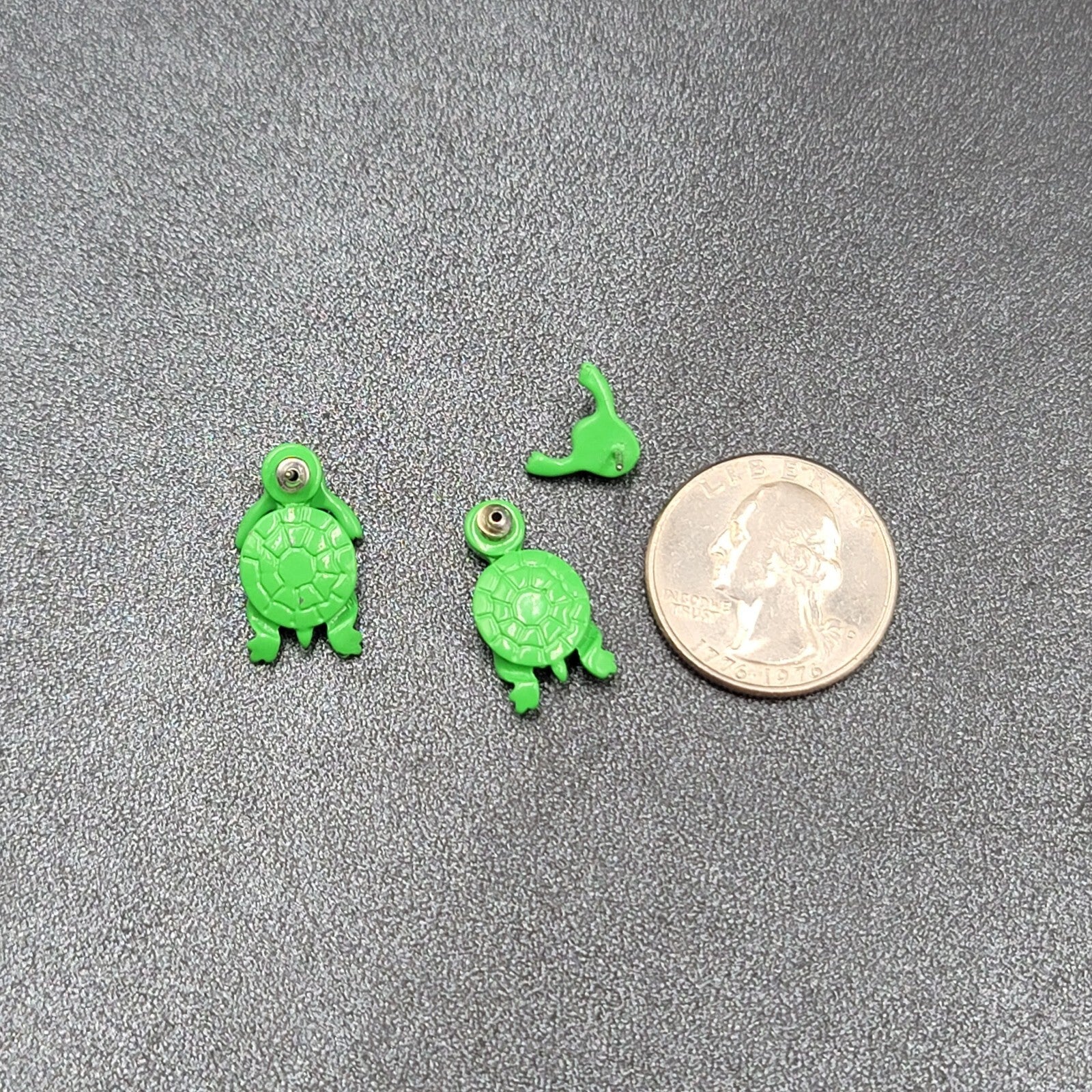 Turtle Pierced Earrings Enamel Enamel Dangle 3/4"