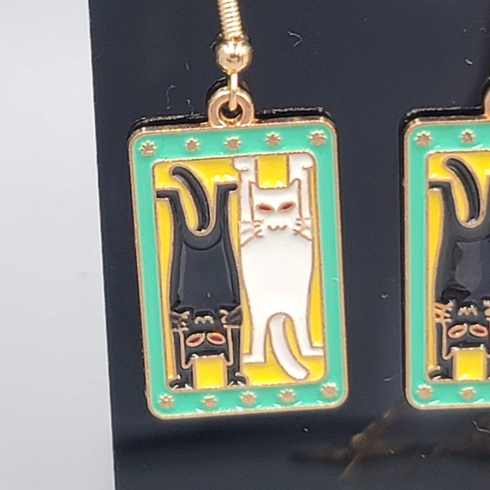 Kitty Cat in the Sun Enamel Pierced Earrings Gold tone Dangle 1 1/8"