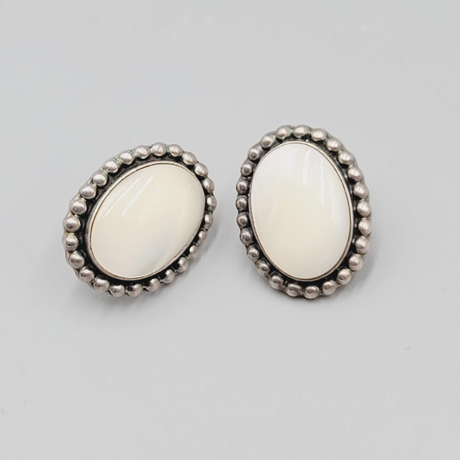 Vintage Signed ATI Mexico Sterling Silver MOP Pierced Earrings Mother of Pearl